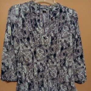 H&M black and gray blouse